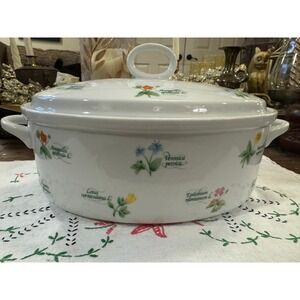 Anchor Hocking Floret Oval Casserole Dish with Lid 2 Qt Floral Made in Japan